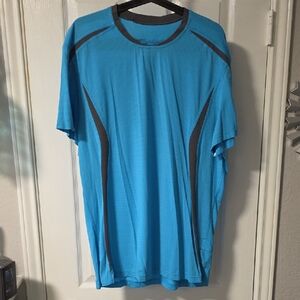 Lululemon Blue Metalvent Shirt with Gray Accents